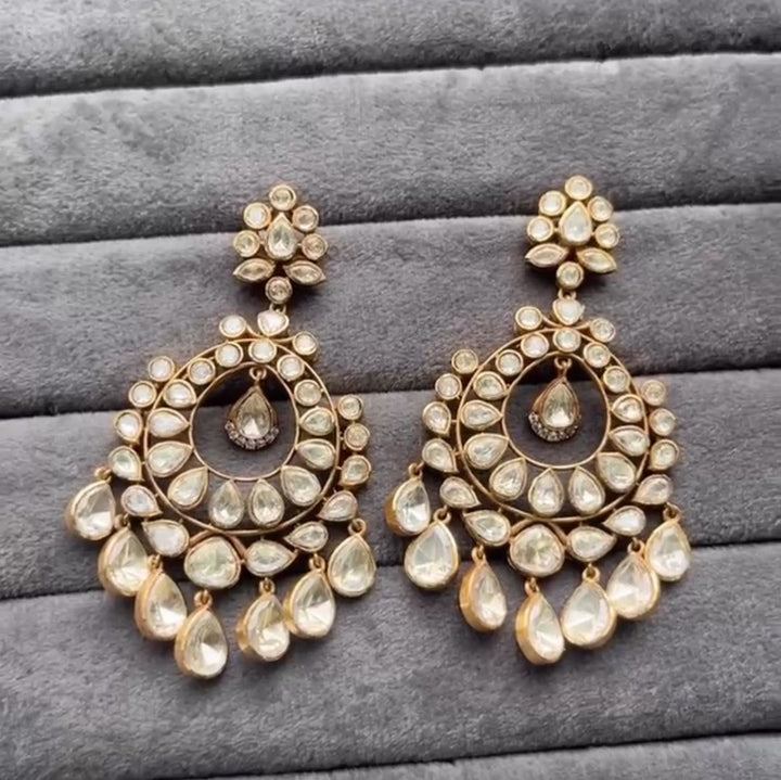 Classic Kundan Chandbali