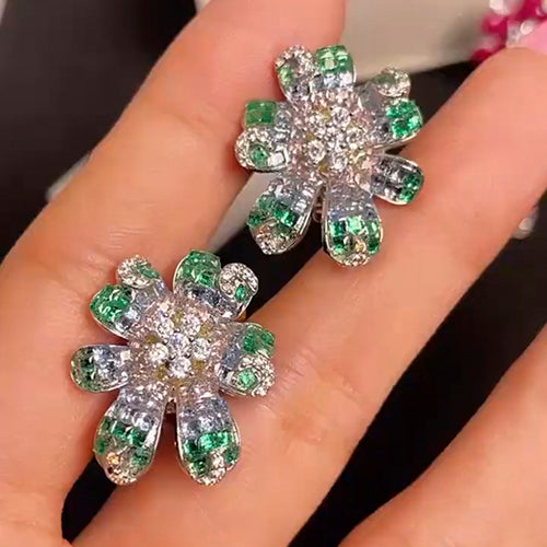 Flower Shape Small Size Studs