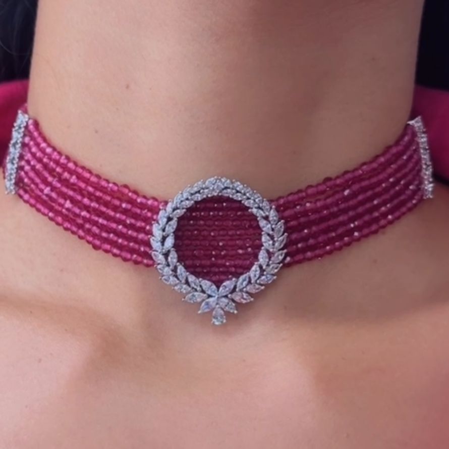 Midnight Laurel Choker