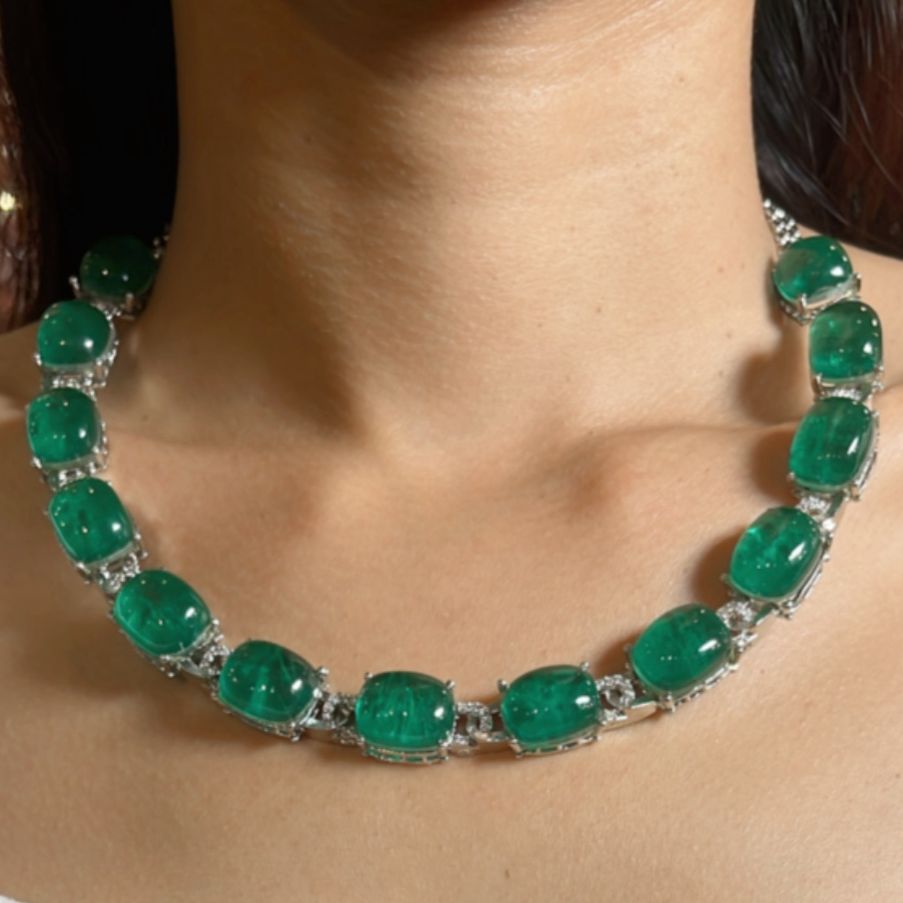 Cabochon Emerald Necklace.