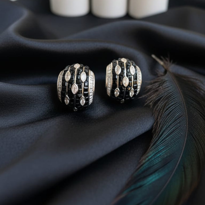 Invisible setting hoops