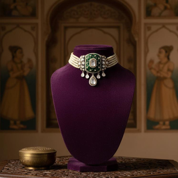 Emerald Maharani Choker