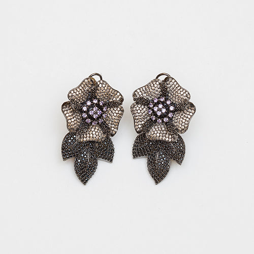 Flower Nano Setting Earring Medium Size