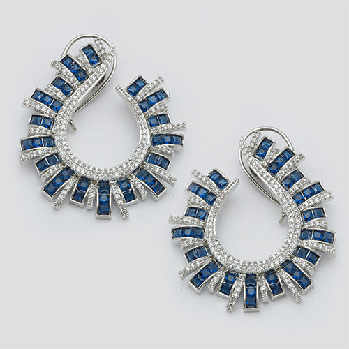 Moon Shape Earring with Baguette