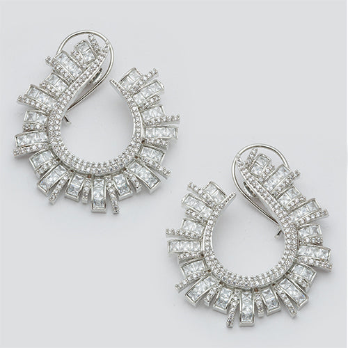 Moon Shape Earring with Baguette