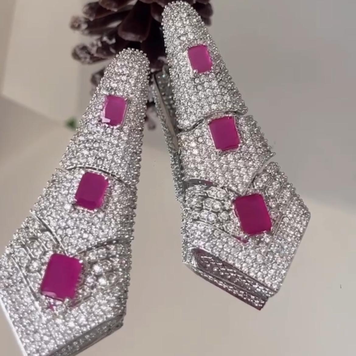 Diamond Dagger Drops