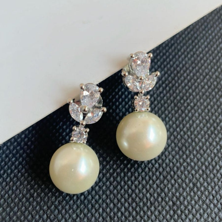 Pearl Petal Drops