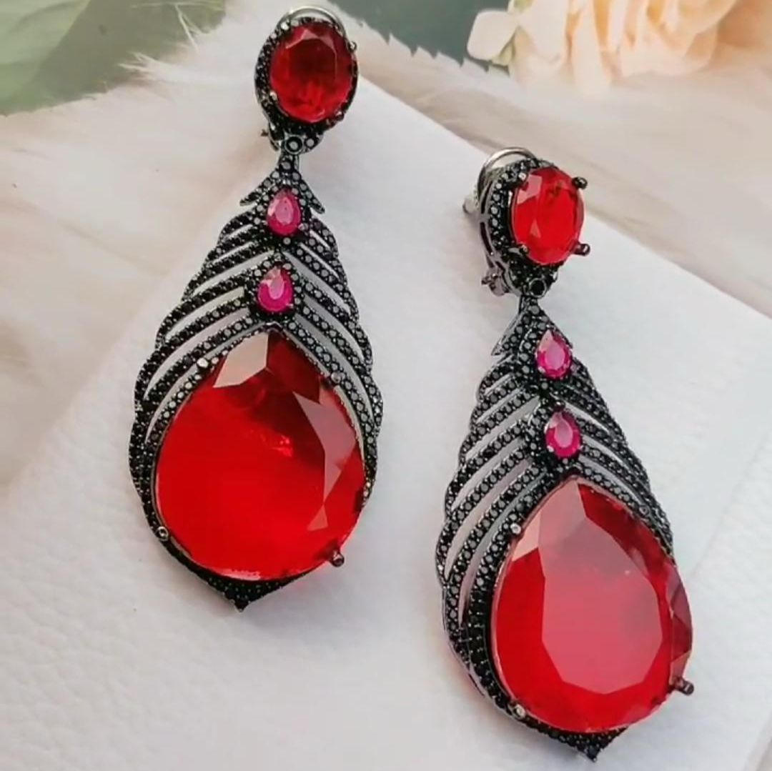 Glamorous Semiprecious Emerald Statement Earring