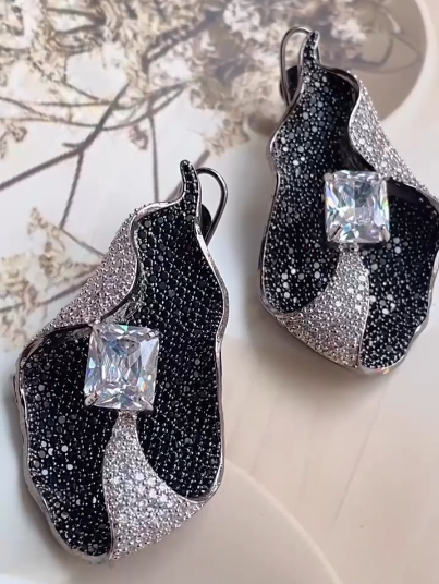 Cocktail Victorian Earring Statement Earring/Long