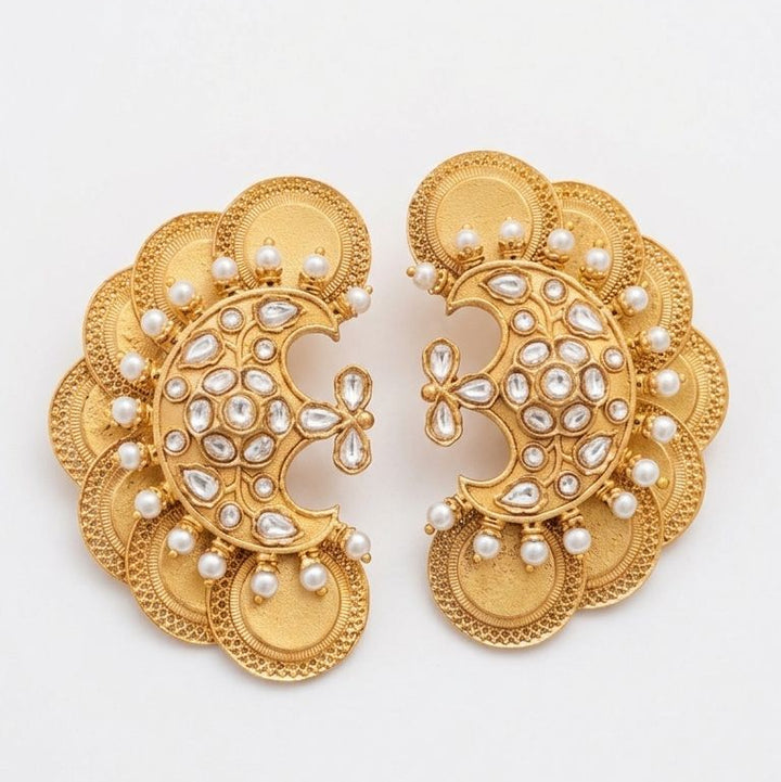 Regal Crescent Polki Ear Cuff