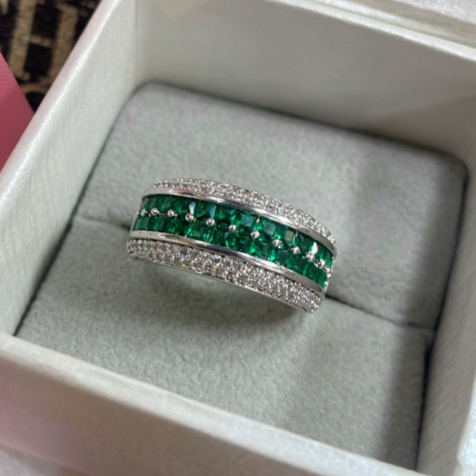 Luxe Band