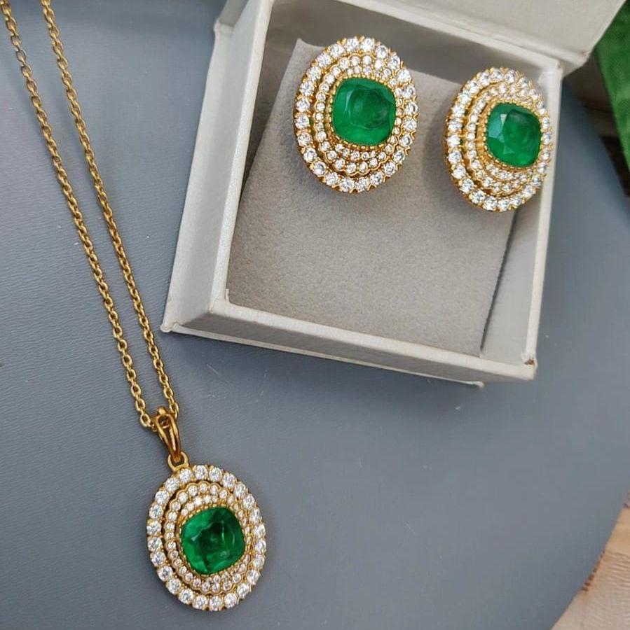 Emerald Halo Sparkle Set