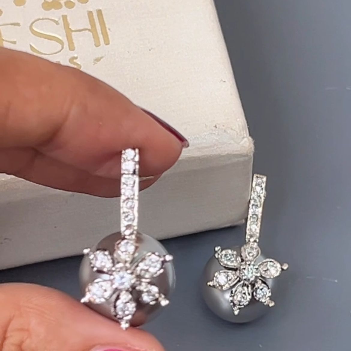 Pearl Floral Drop Earring