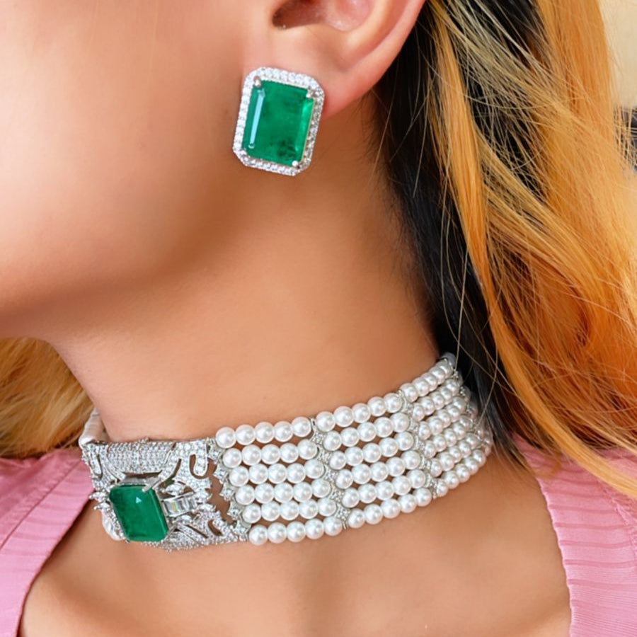 Emerald Grace Pearl Choker Set