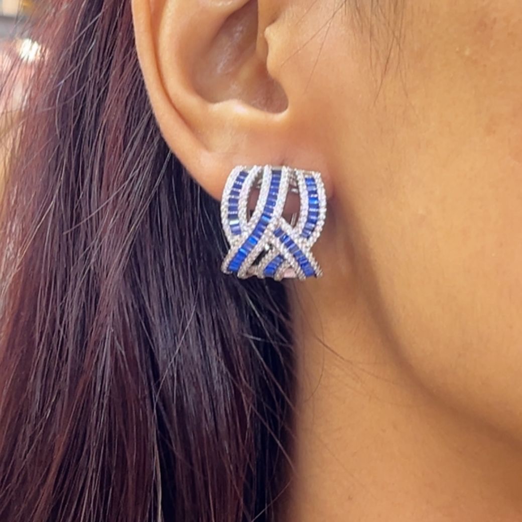 Crossover Band Stud