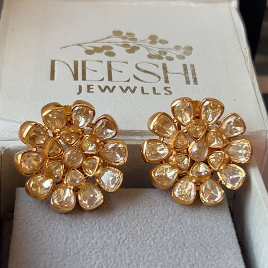 Sunpetal Moissanite Studs