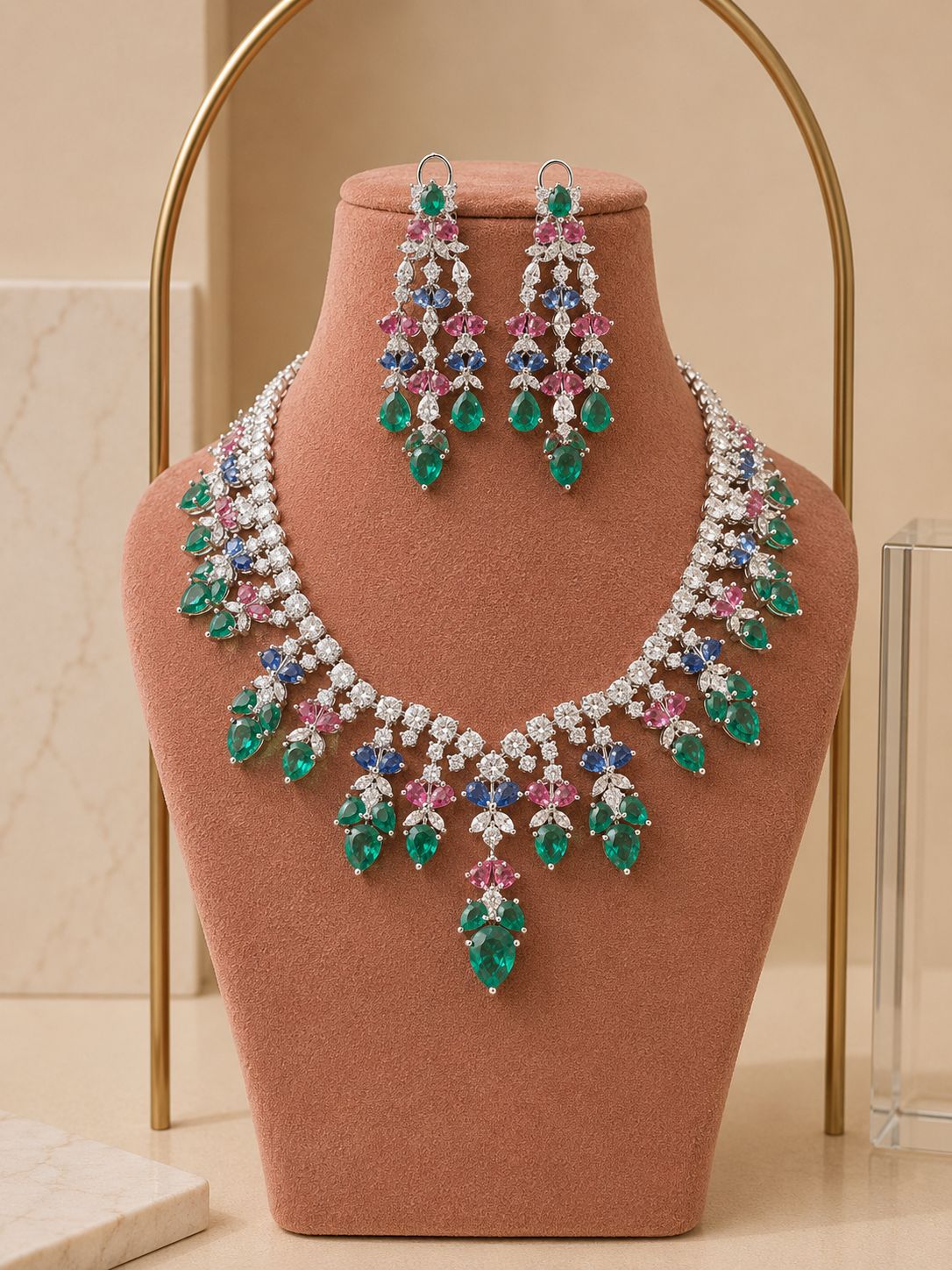 Heritage Trilliance Necklace Set