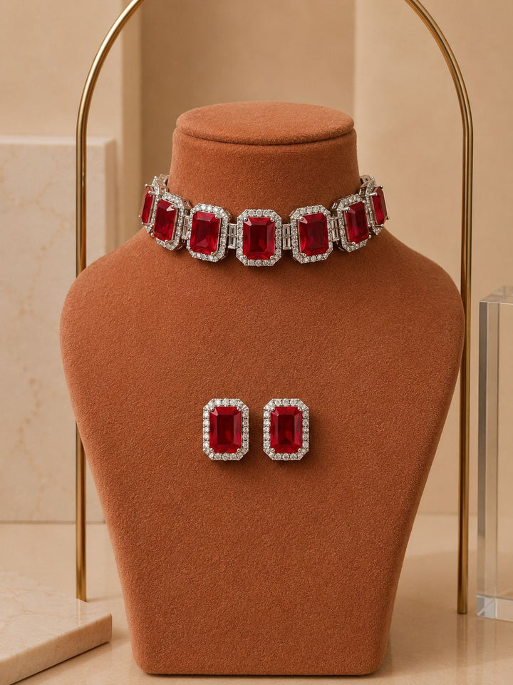 Vintage Grace Collar