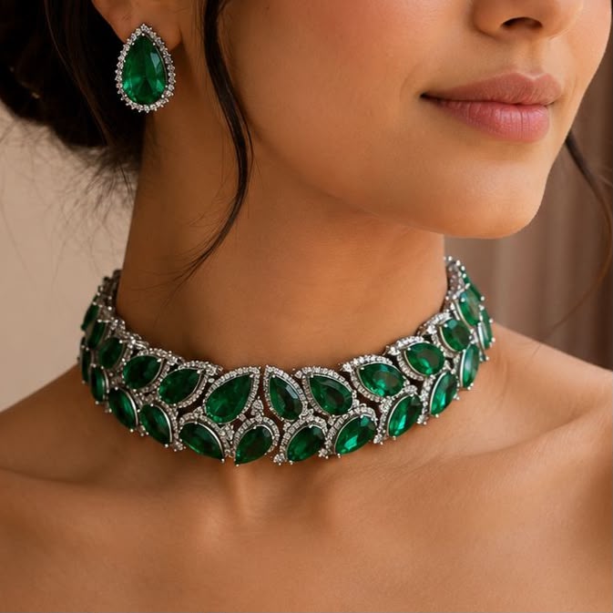 Dynasty Glow Collar