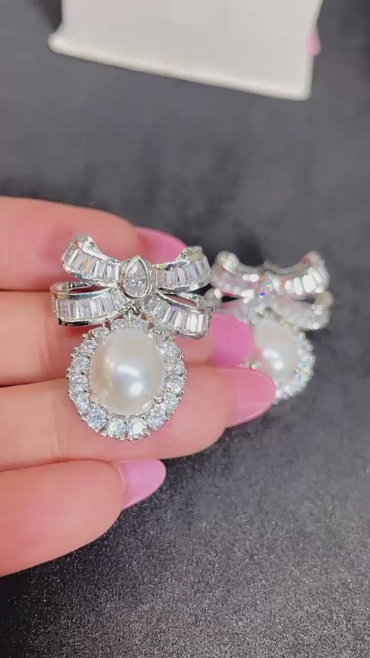 Pearl And Diamond Bow Earring
