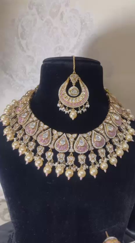 Royal Teardrop Pearl Set