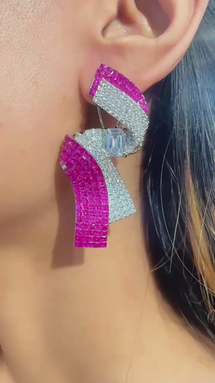 Diamond Invisible Setting Glam Earring