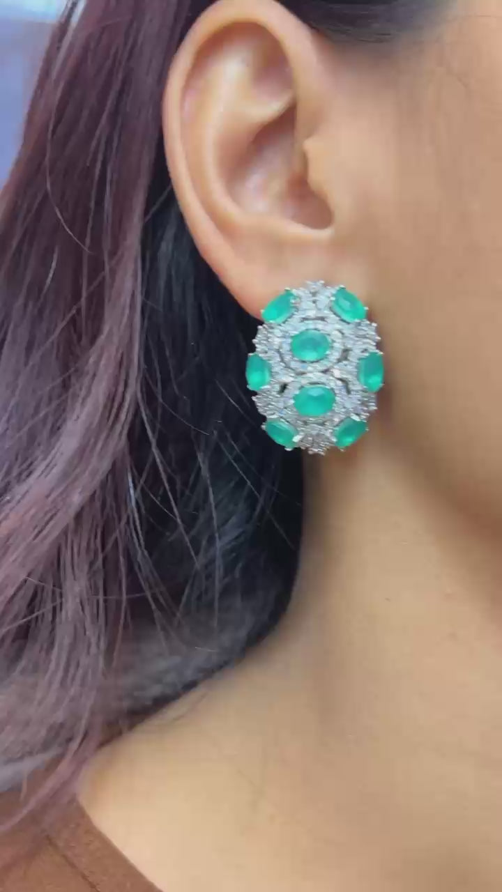 Pavé Cluster Studs