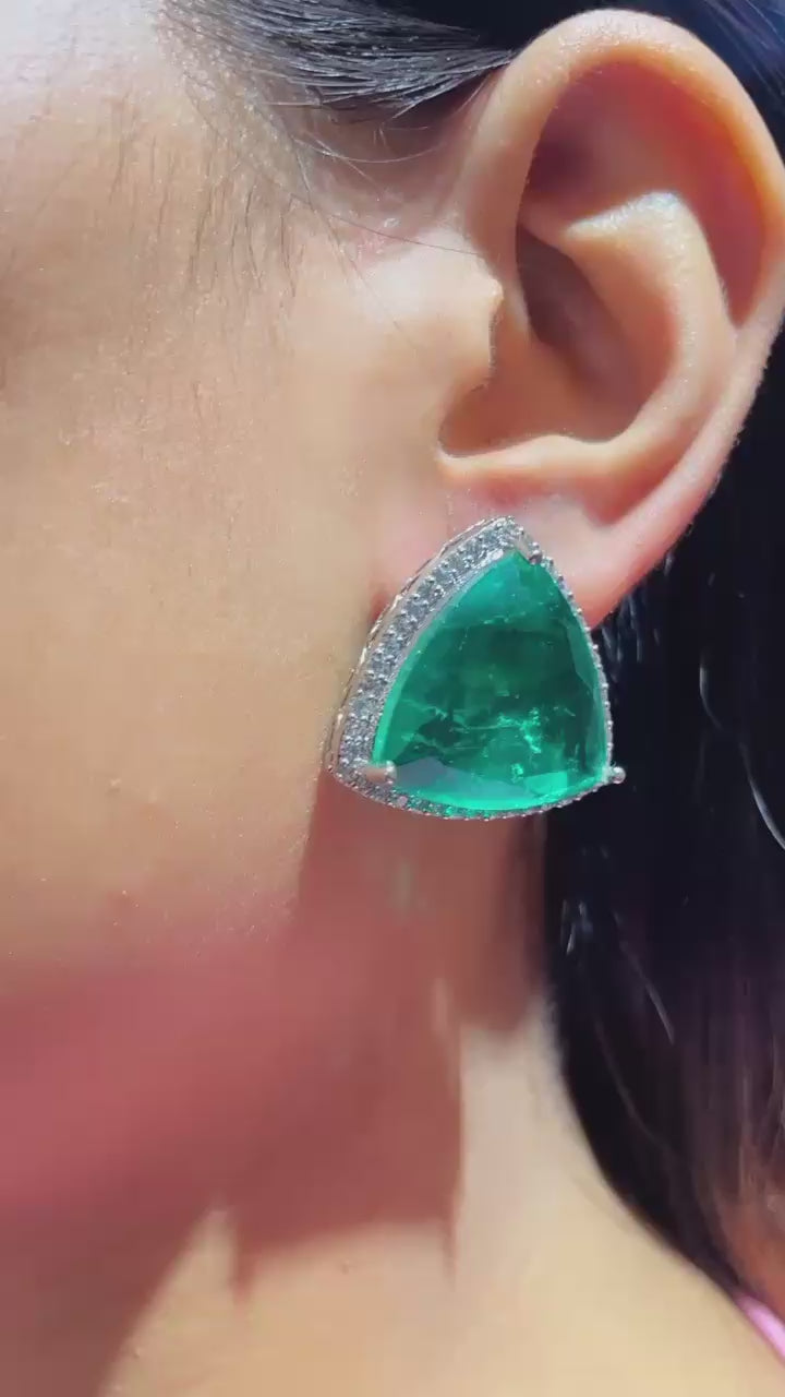 Triangle Emerald Stud