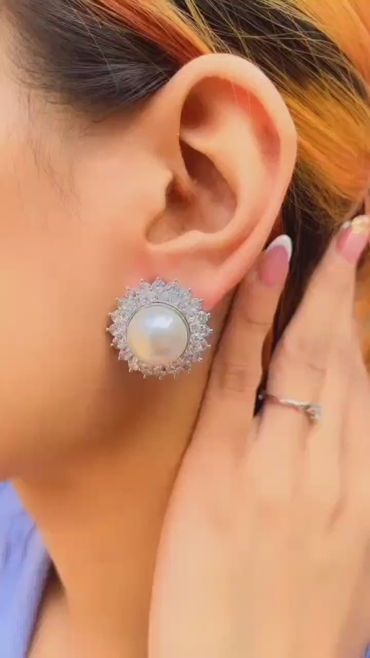 Classic Diamond and Pearl Earring