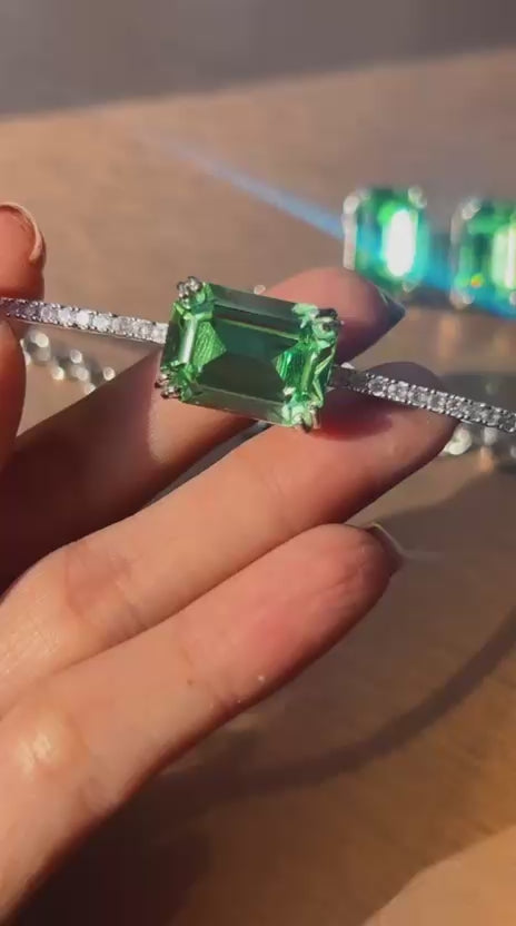 Emerald Radiance Choker Set